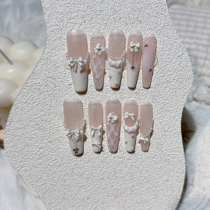 Elegant Press-On Nail Art Set