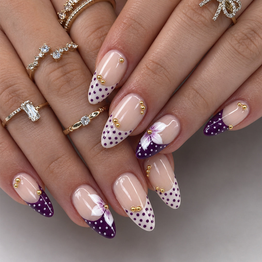 Artistic Press-On Nail Set
