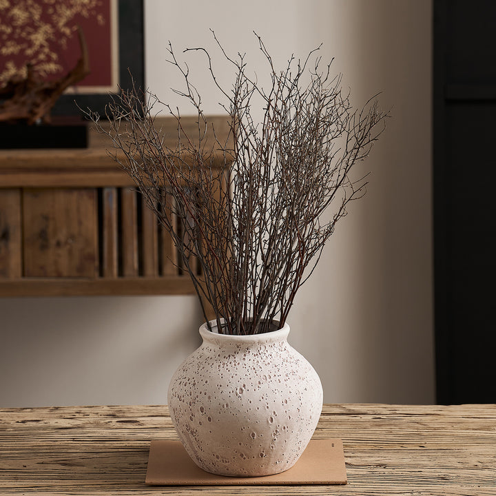 Elegant Ceramic Vase Kalsten
