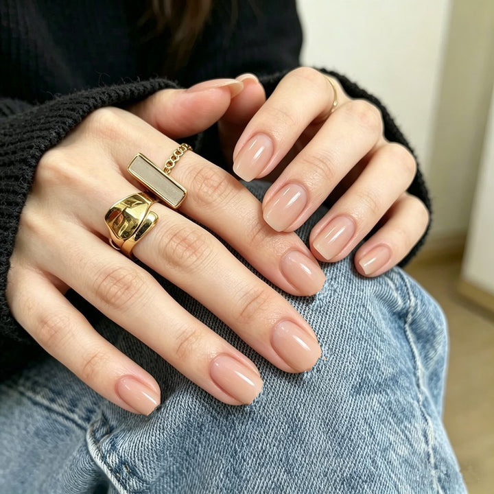 Glossy Natural Effect Press-On Nail Set