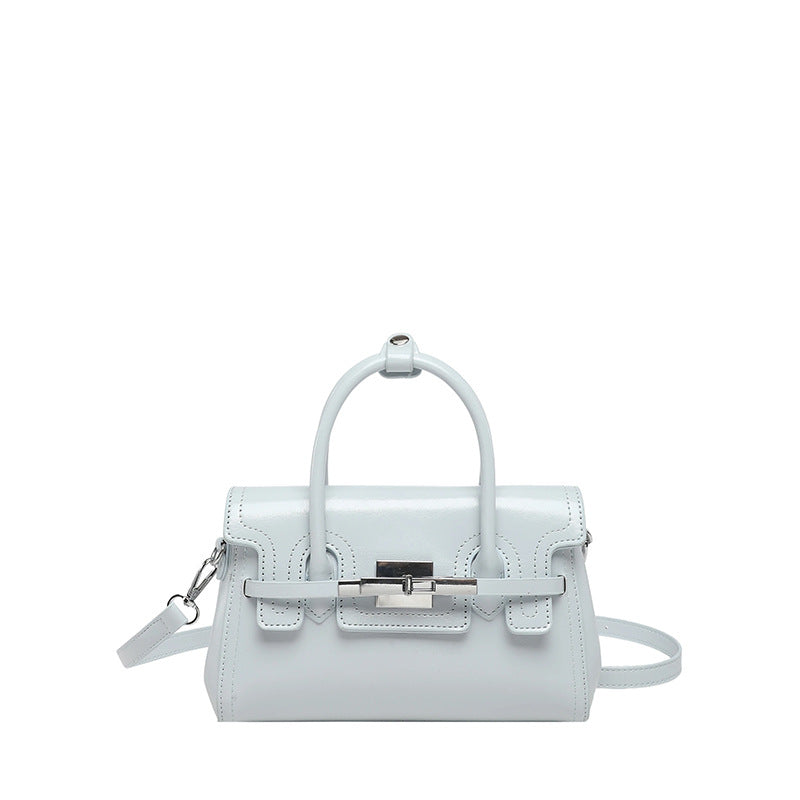 Fashion-Forward Structured Handbag Kalsten
