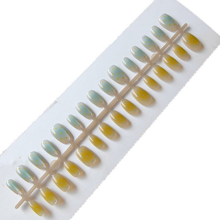 Artificial Nails in Modern Design Kalsten