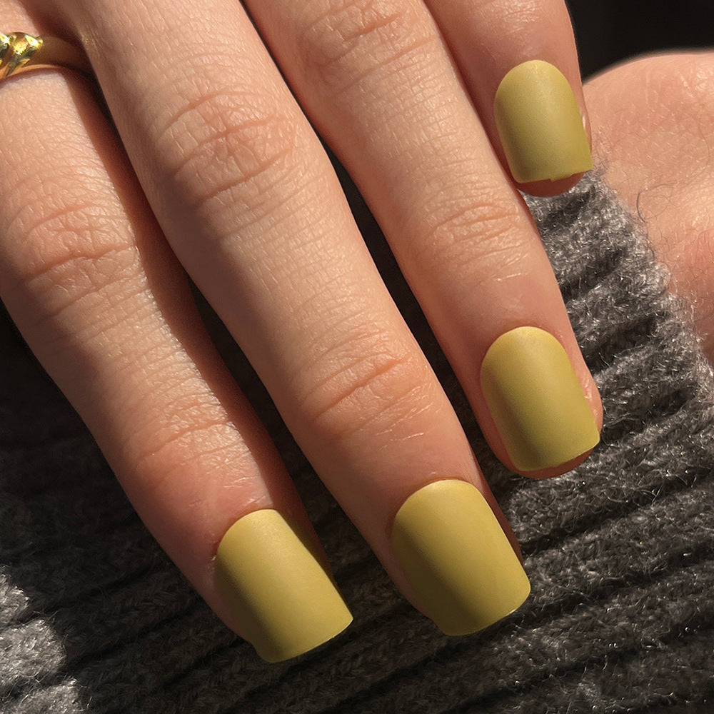 Artificial nail art with matte finish Kalsten