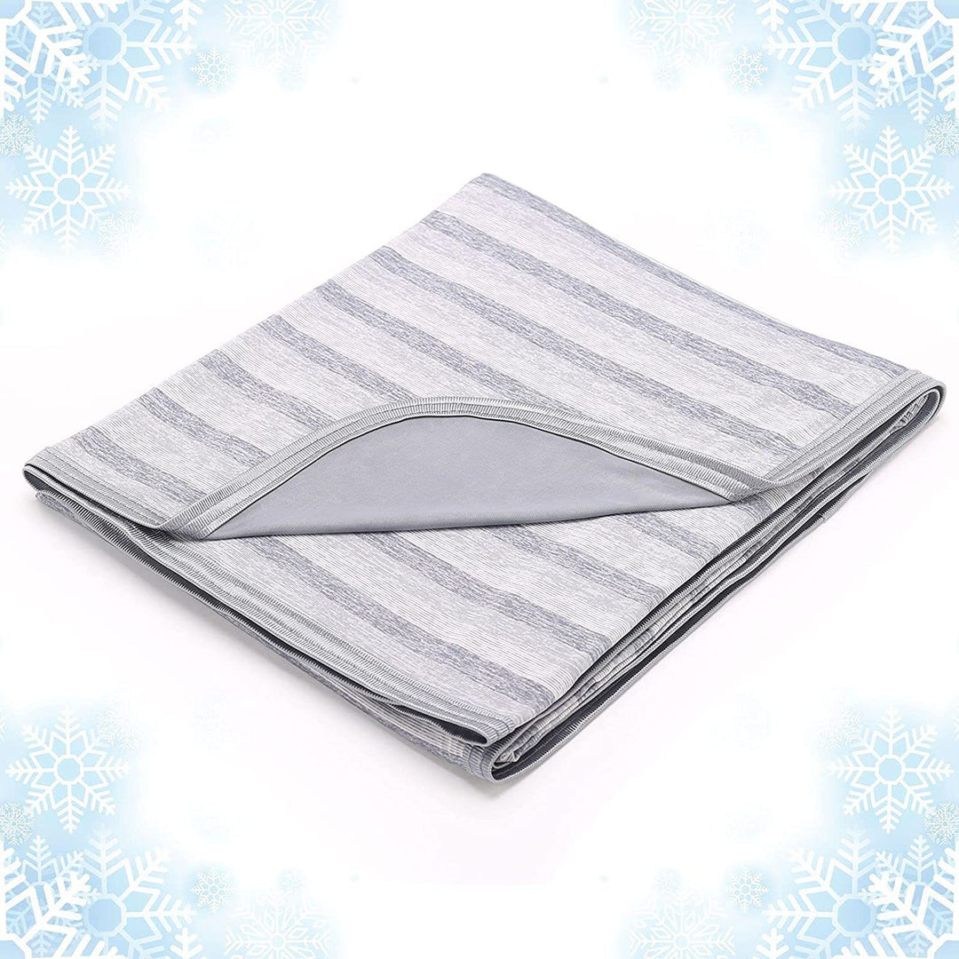 Women Soft and Breathable Striped Fleece Blanket Kalsten