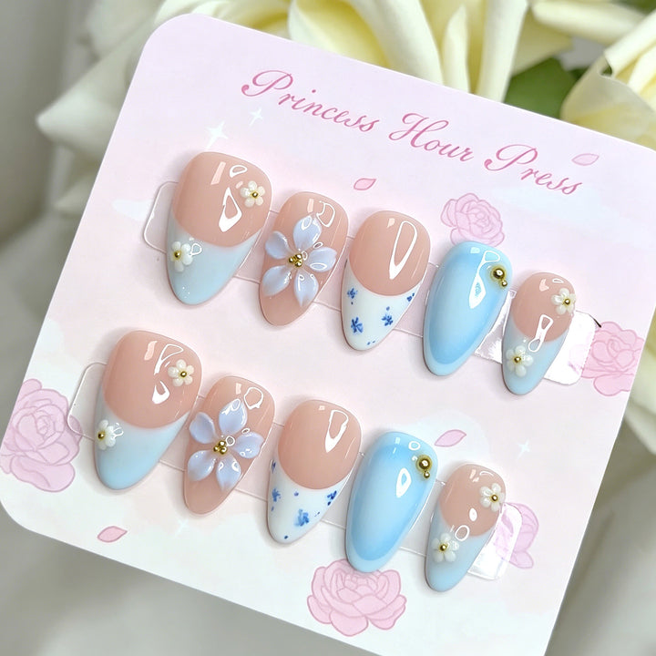 Artistic Floral-Embellished Press-On Nail Design