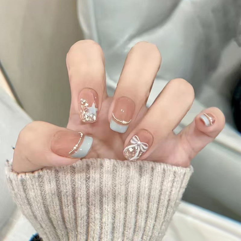 Stylish Press-On Nail Set with Elegant Floral Accents Kalsten