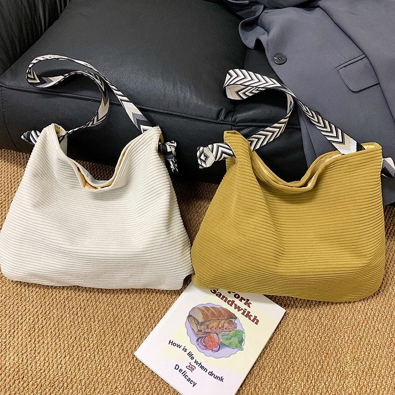 Casual shopper bag with fashionable shoulder strap Kalsten