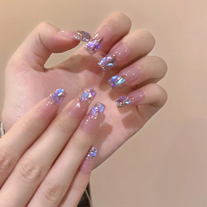 Artificial nail set with glamorous glitter accents and elegant elements Kalsten