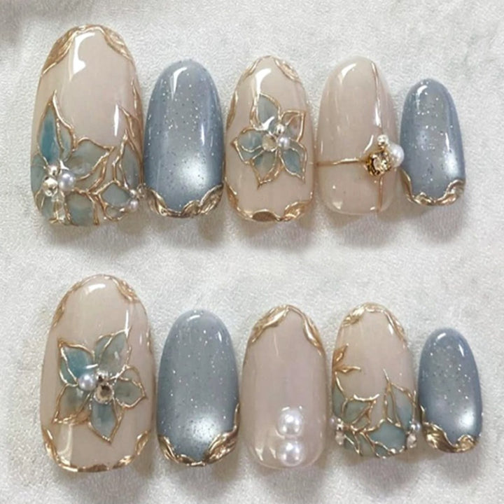 Artificial nail set with elegant floral decorations and shine Kalsten