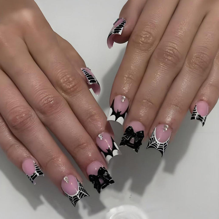 Art nail set with unique spooky designs Kalsten