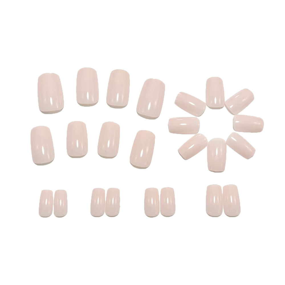 Artificial nails in elegant nude look Kalsten
