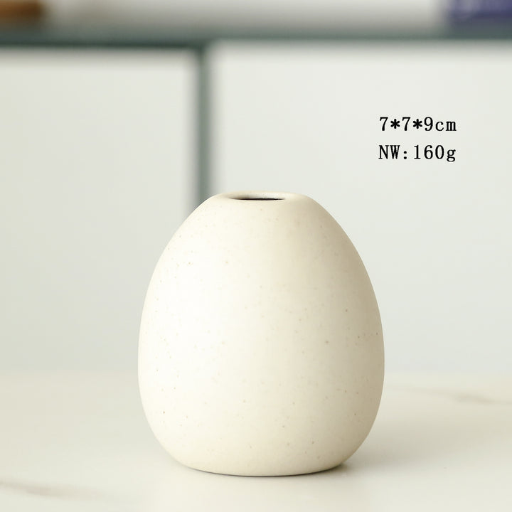 Modern Minimalist Ceramic Bud Vase Kalsten
