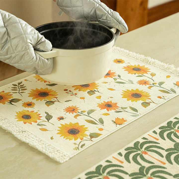 Woven living and beach rug with palm jacquard and decorative fringes Kalsten