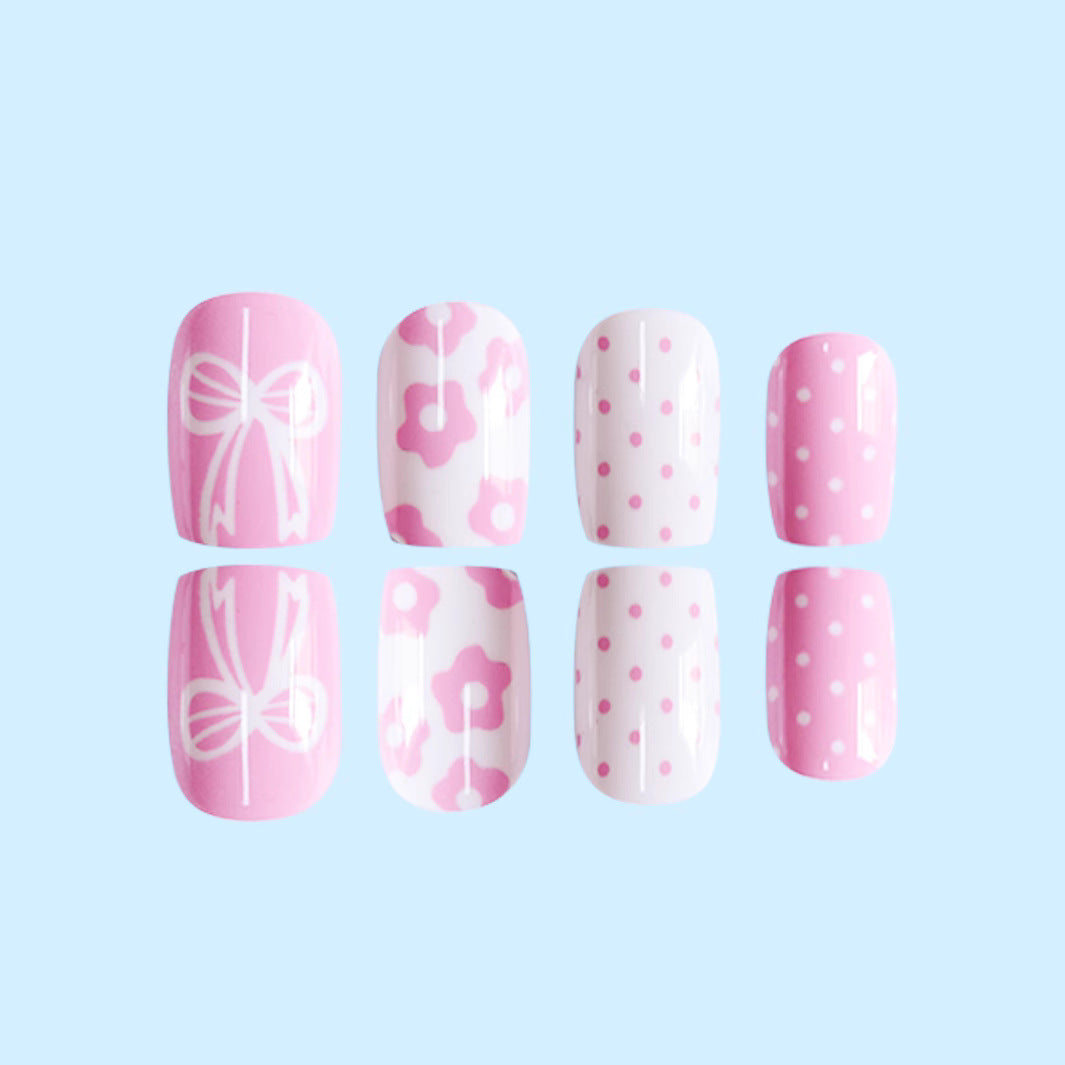 Artfully Designed Press-On Nail Set Kalsten