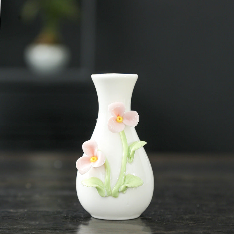 Elegant Floral Themed Ceramic Vase Kalsten
