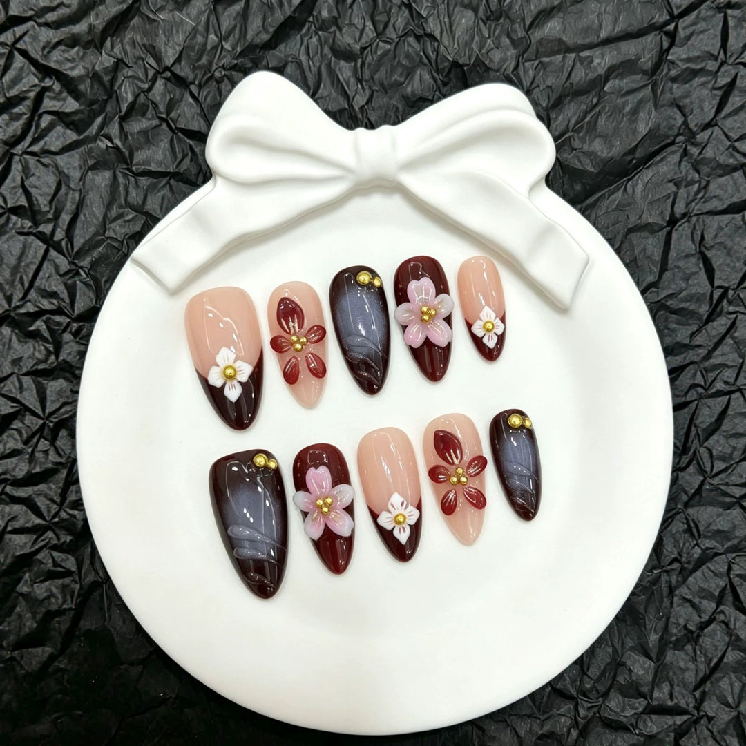 Artistic Floral and Gem-Embellished Press-On Nail Set  1791773082