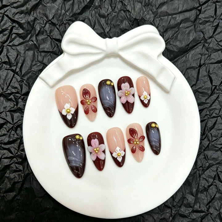 Artistic Floral and Gem-Embellished Press-On Nail Set  1791773082