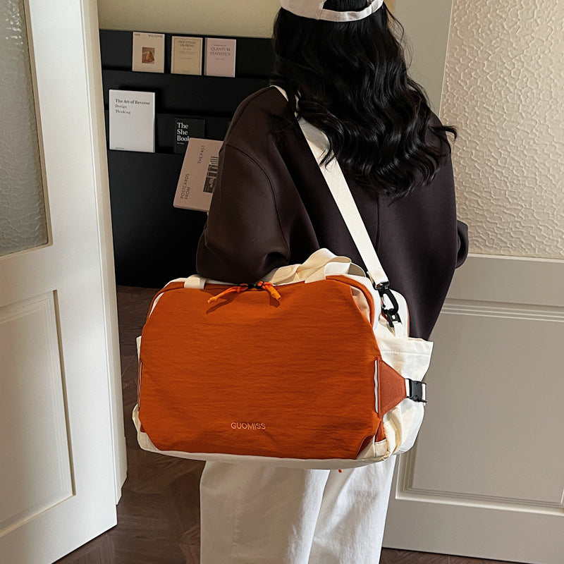 Compact Utility Sports Duffle Kalsten