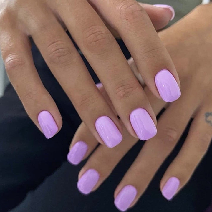 Artificial nail set with elegant shine and natural finish Kalsten