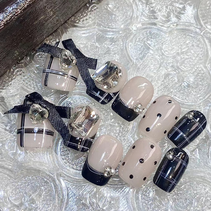 Elegant Press-On Nail Set with Glitter and Gloss Finish Kalsten