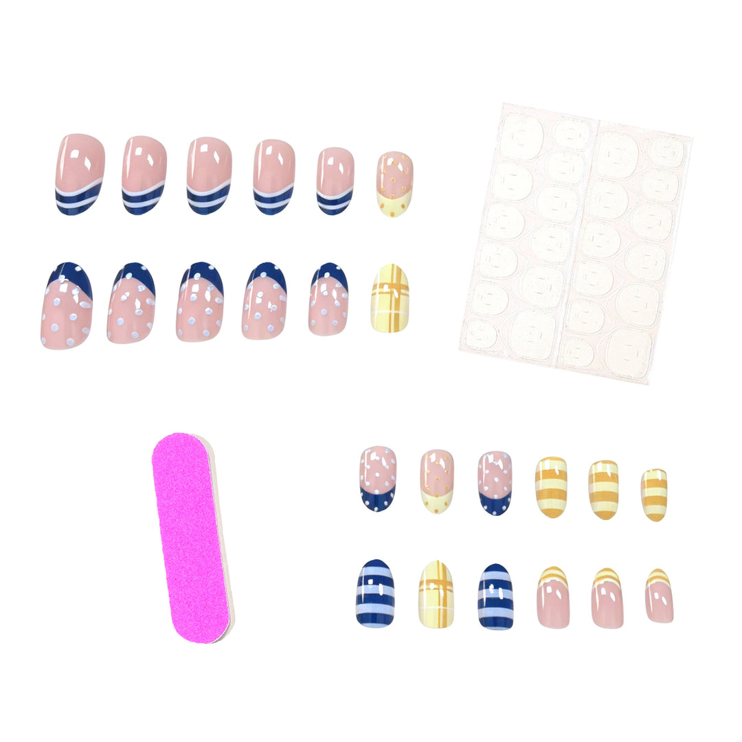 Trendy Geometric Nail Art Kalsten