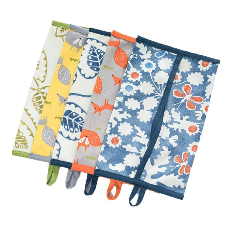 Rectangular handkerchief box cover made of cotton-linen with zipper and fox print