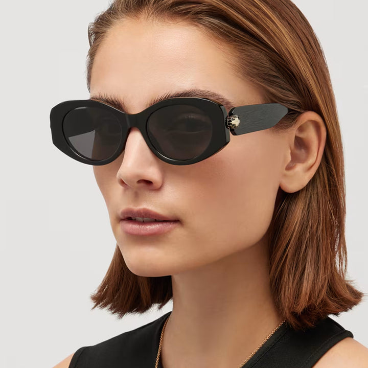 Women elegant sunglasses with stylish contours Kalsten
