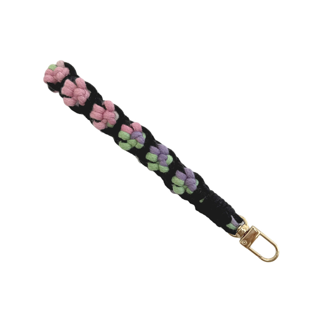 Handcrafted Macrame Keychain Holder Kalsten