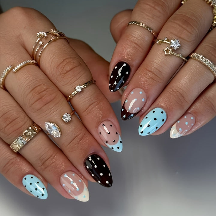 Decorative Press-On Nail Set Kalsten
