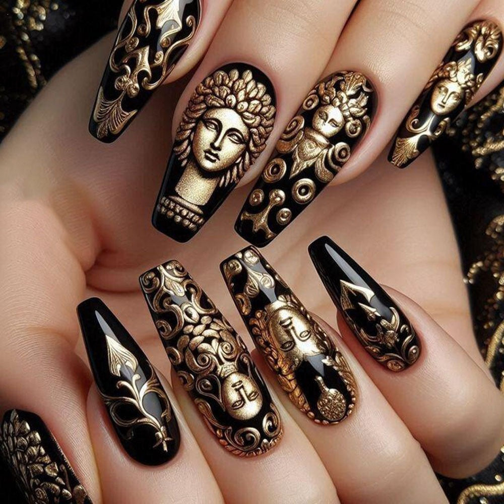 Elegant Artificial Nails with Detailed Gold Decorations Kalsten