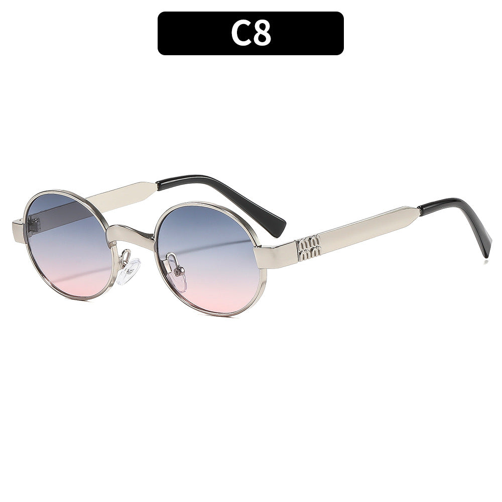 Vintage-Inspired Round Frame Sunglasses