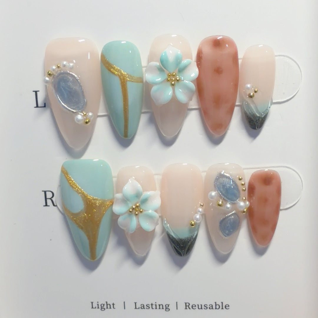 Decorative Floral 3D Press-On Nail Art Set