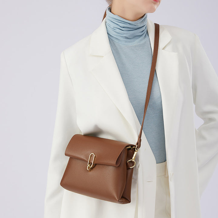 Chic Crossbody Handbag  1791995099