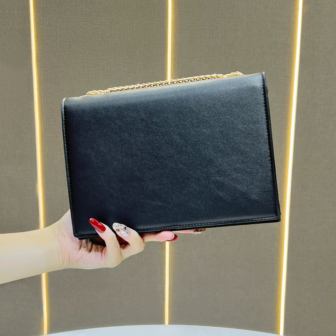 Minimalist Envelope Clutch