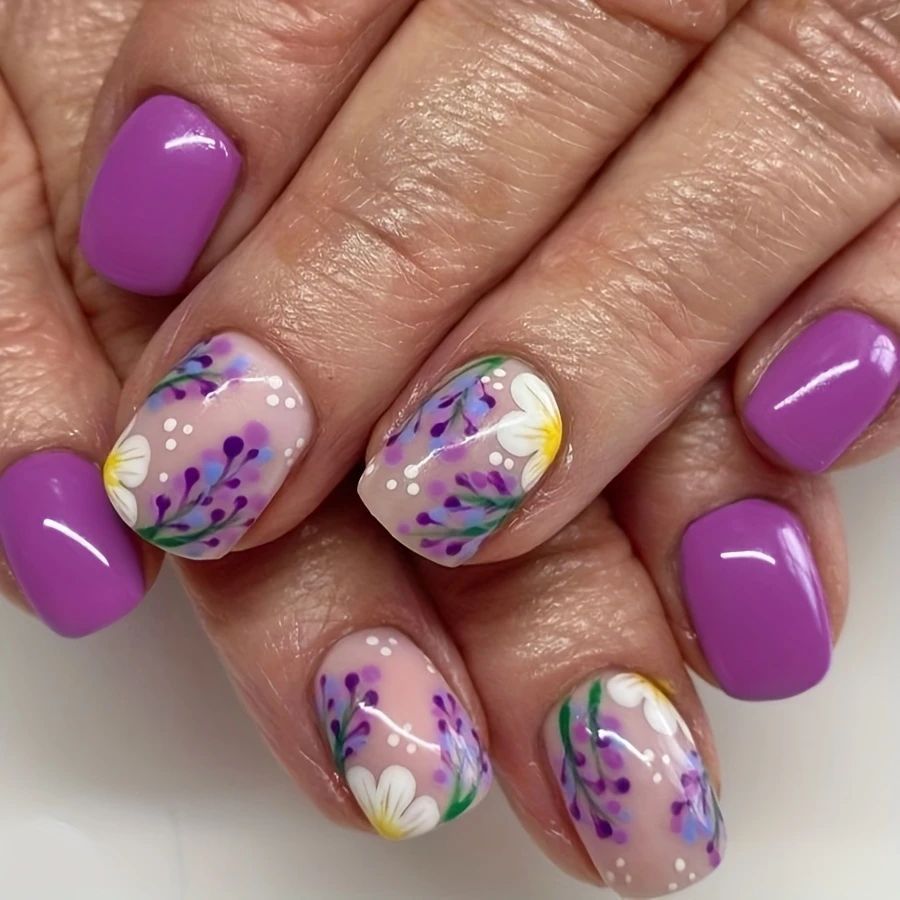 Floral-Themed Nail Art Set Kalsten