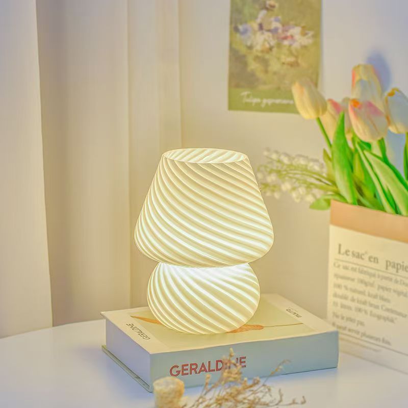 Decorative Swirl Table Lamp