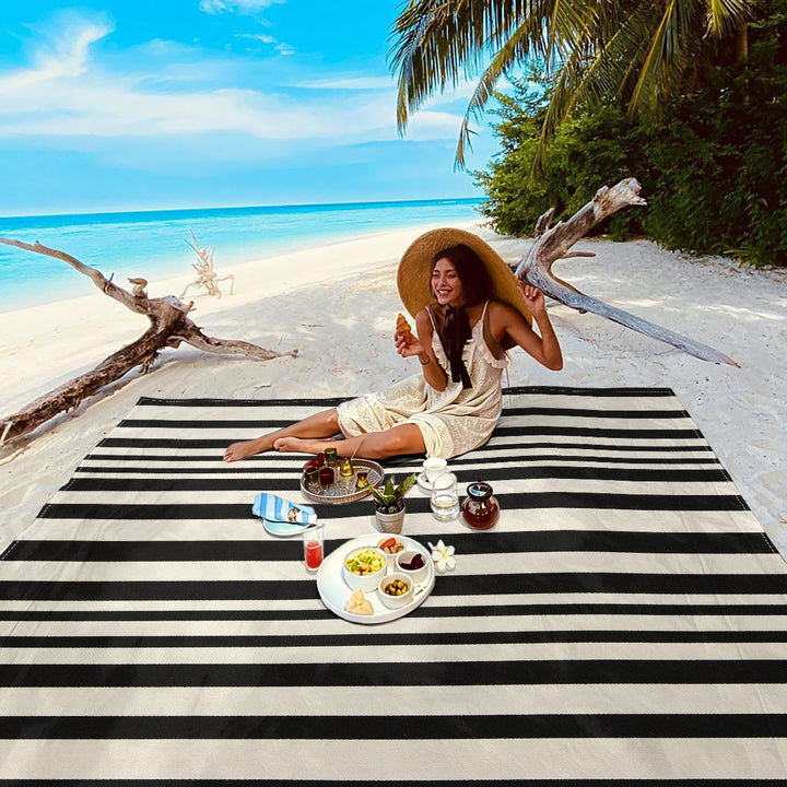 Mandala Design Beach Mat Kalsten