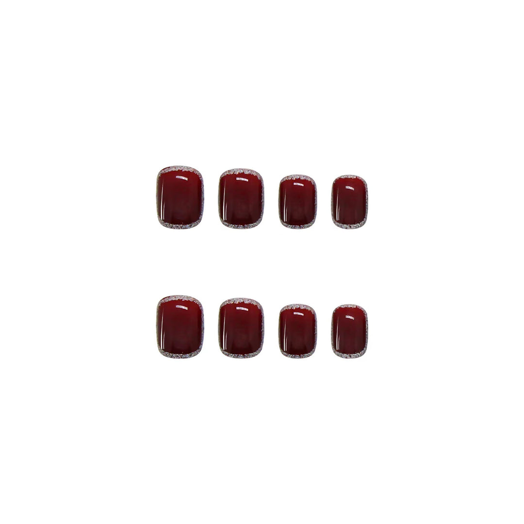 Elegant and sparkling nail art Kalsten