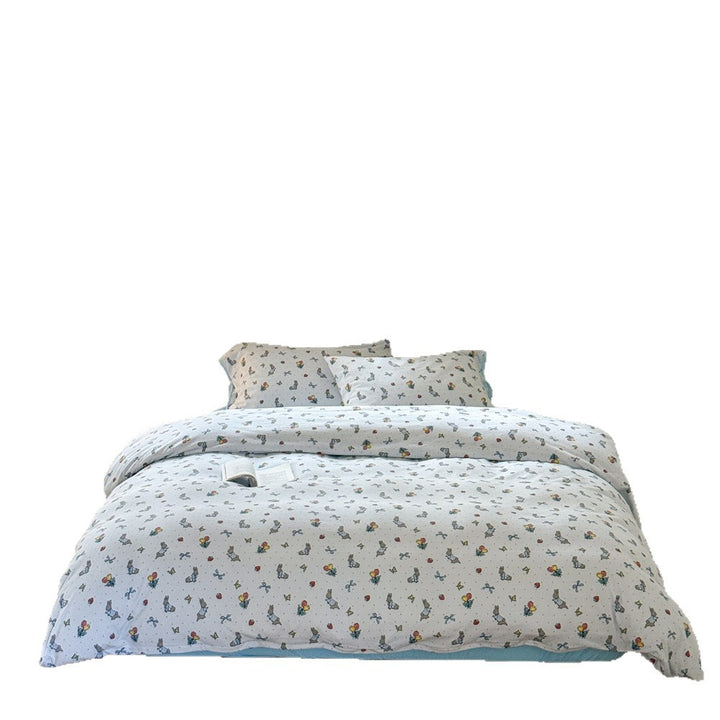 Cotton duvet cover set with subtle animal and balloon illustration, breathable all-season quality