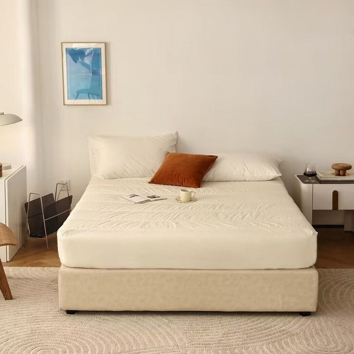 Comfort cold foam mattress with orthopedic shoulder zone and removable hygienic cover