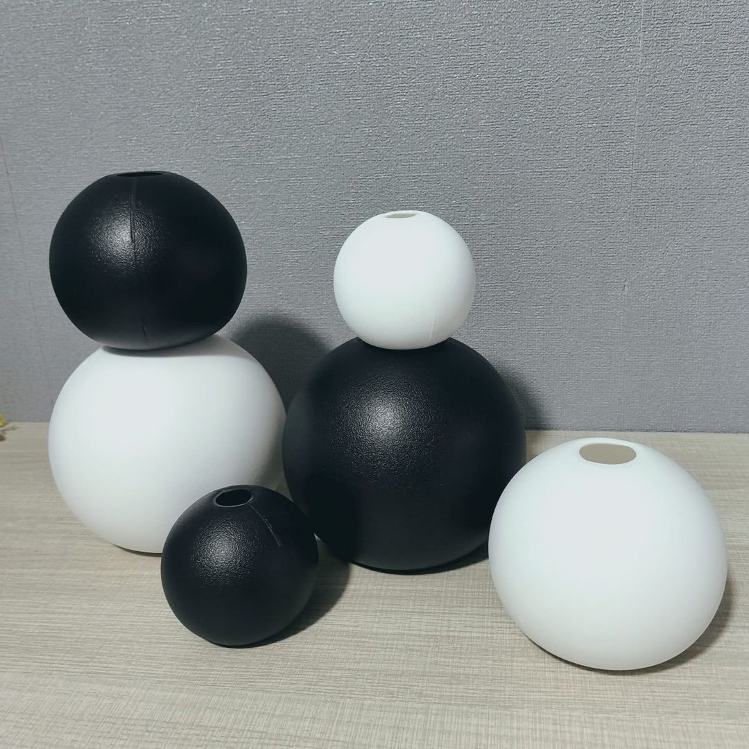 Minimalist Ceramic Sphere Planter Kalsten
