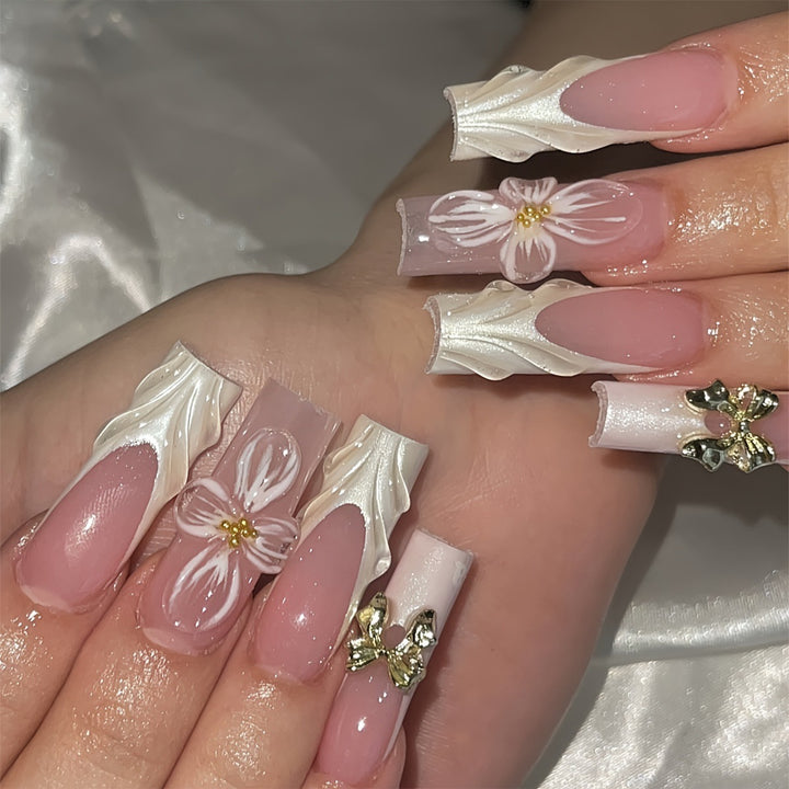 Artificial nail set with floral details Kalsten