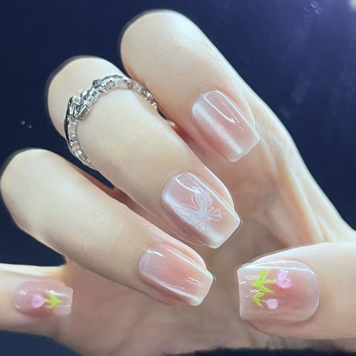 Artistic Floral Nail Design Press-On Tips Kalsten