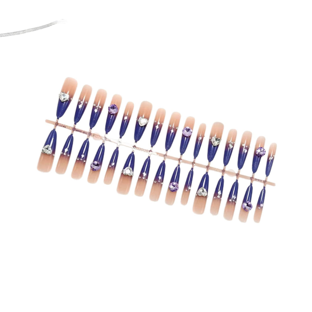 Artificial nails with elegant pendant motif Kalsten