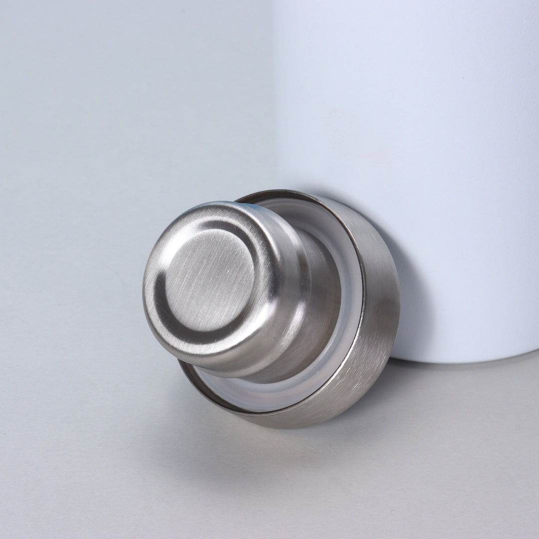 Women's sustainable stainless steel drinking bottle with optimal insulation Kalsten