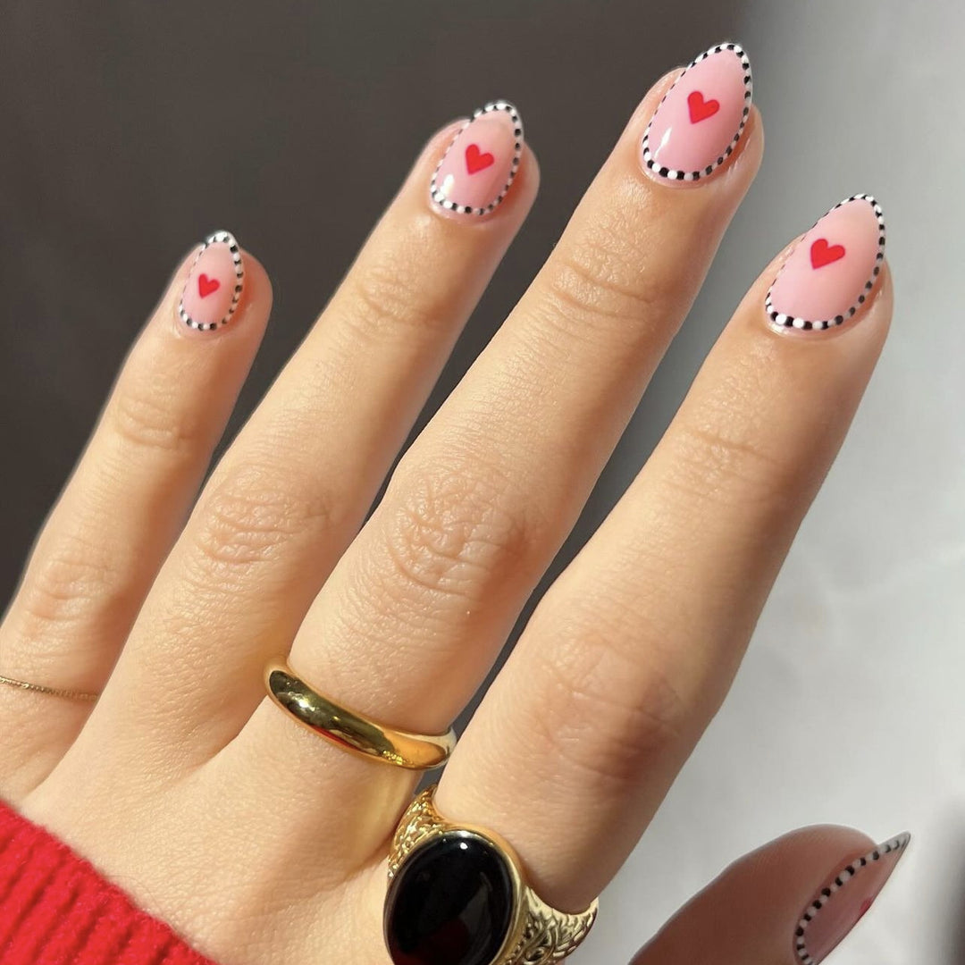 Artful Nail Art in Romantic Heart Design Kalsten