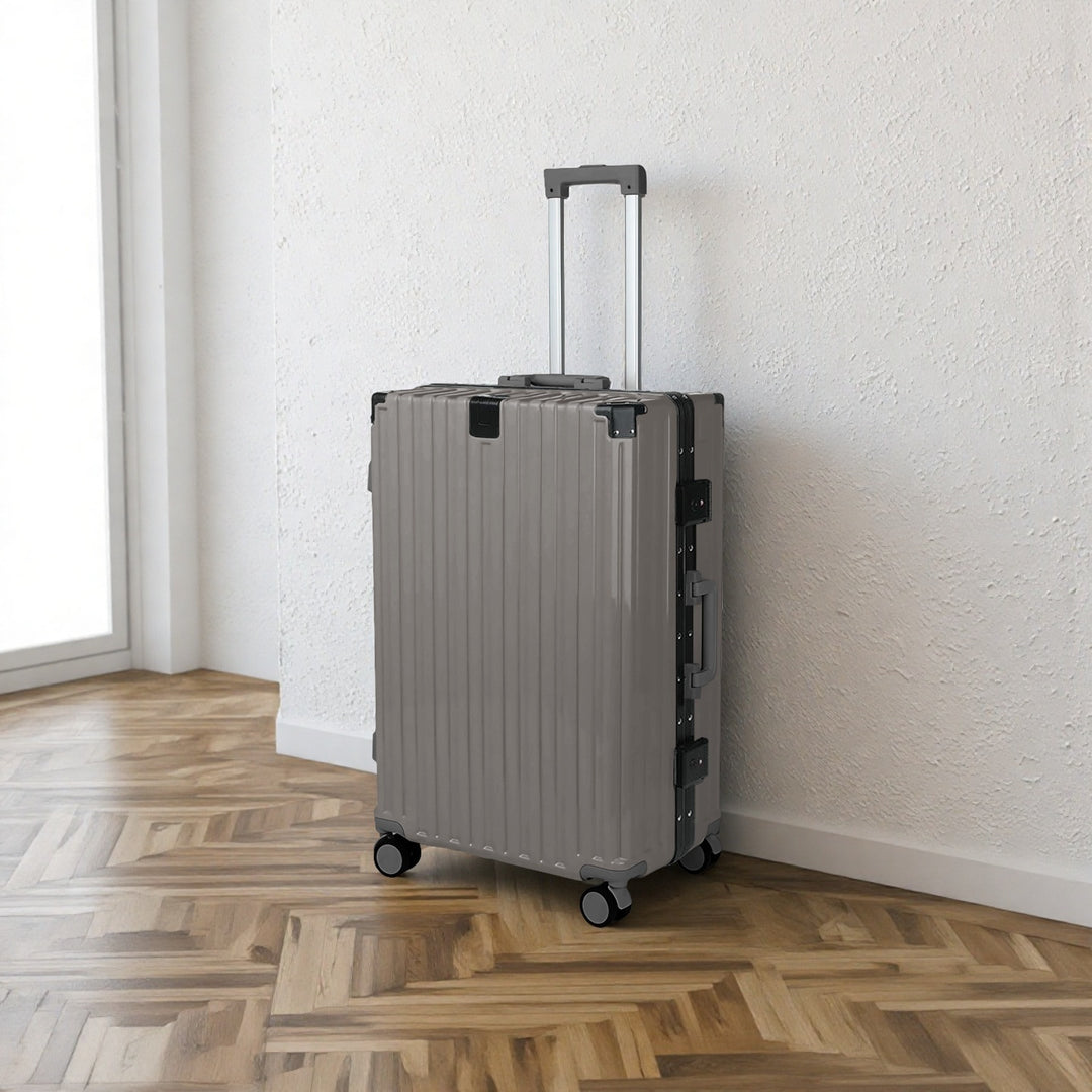 Unisex Robust Multi-Wheeled Hardshell Travel Suitcase Kalsten