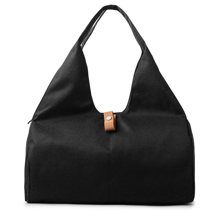 Comfortable tote bag with innovative shape and adjustable carrying handle Kalsten