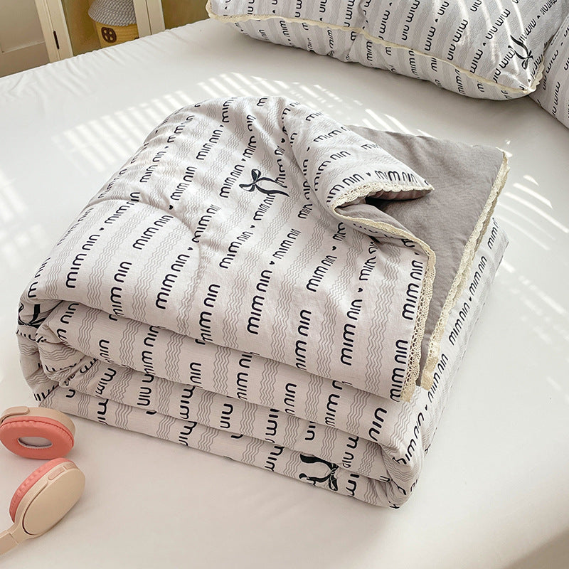 Ladies comfort duvet with delicate floral pattern and high-quality filling Kalsten