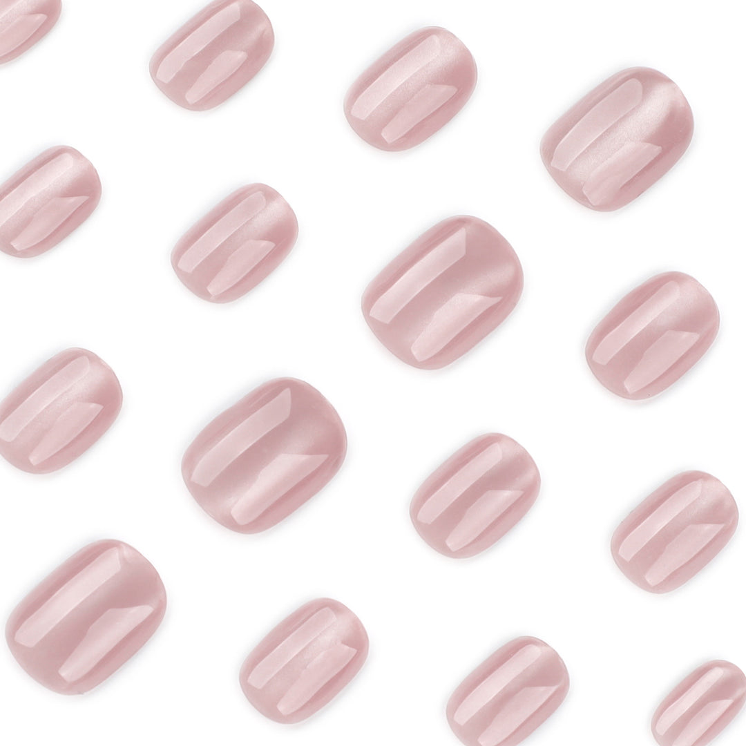 High-quality artificial nails with natural shine Kalsten